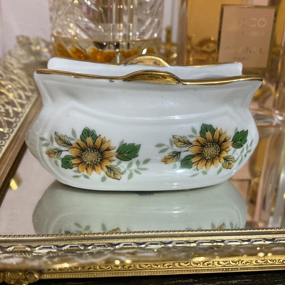 Vintage Sunflower 🌻 Lipstick Holder - Picture 4 of 5